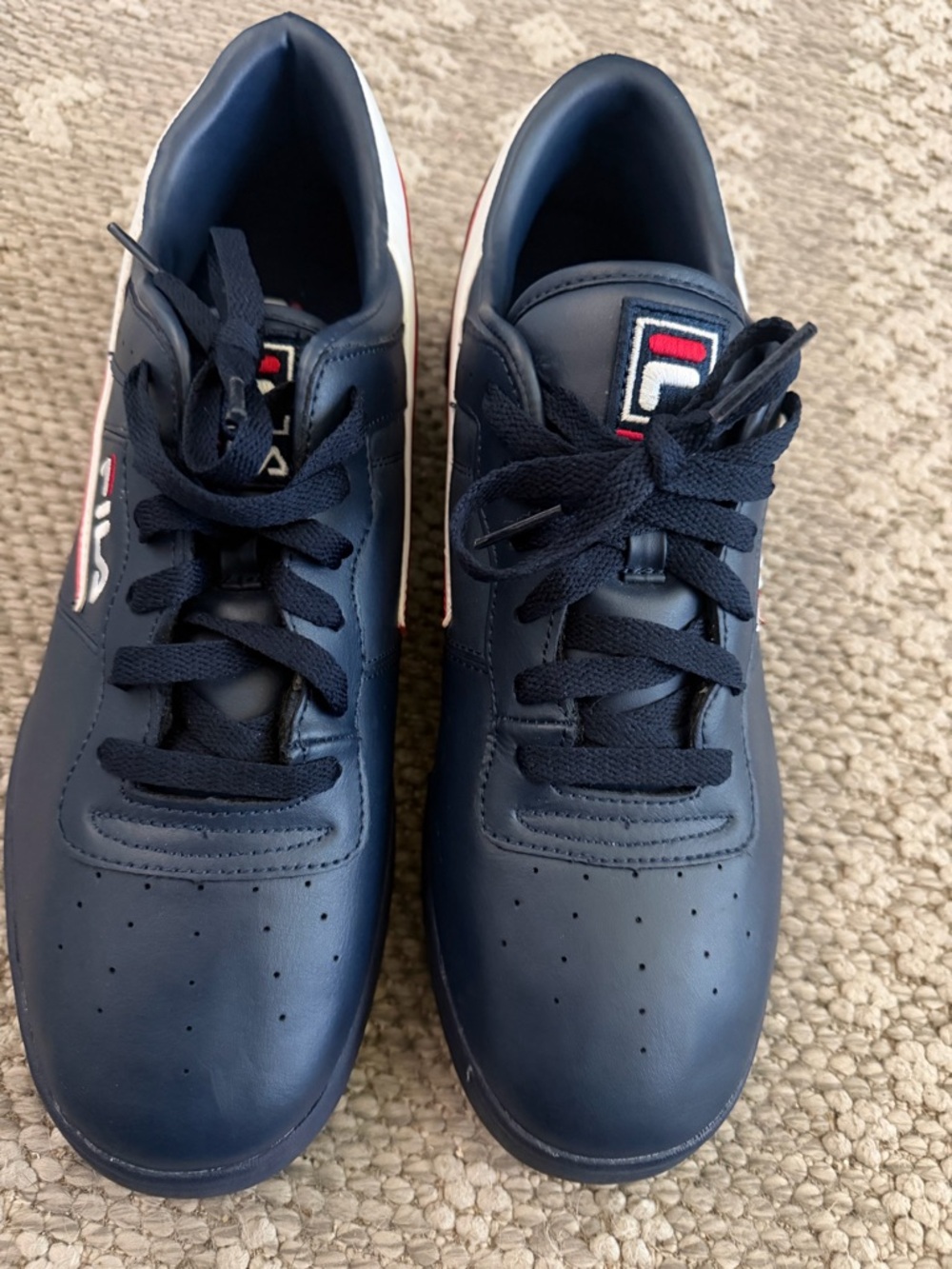 Fila Men's Navy Sneakers with Red & White Trim - Picture 4 of 4